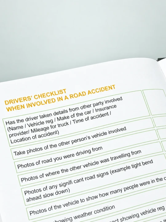 hgv-drivers-diary-2027-road-accident-checklist-detail-x.webp