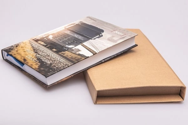 First edition 2021 HGV Drivers Diary presented in custom packaging box