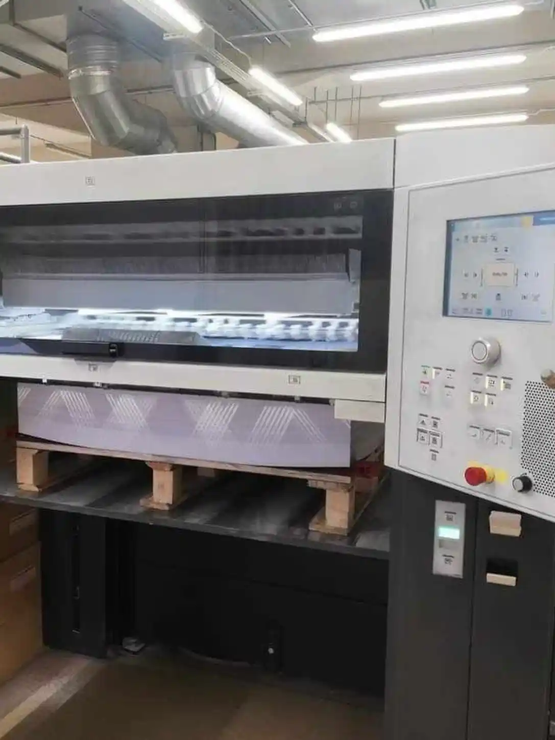 Commercial printing press producing printed sheets for the HGV Drivers Diary.